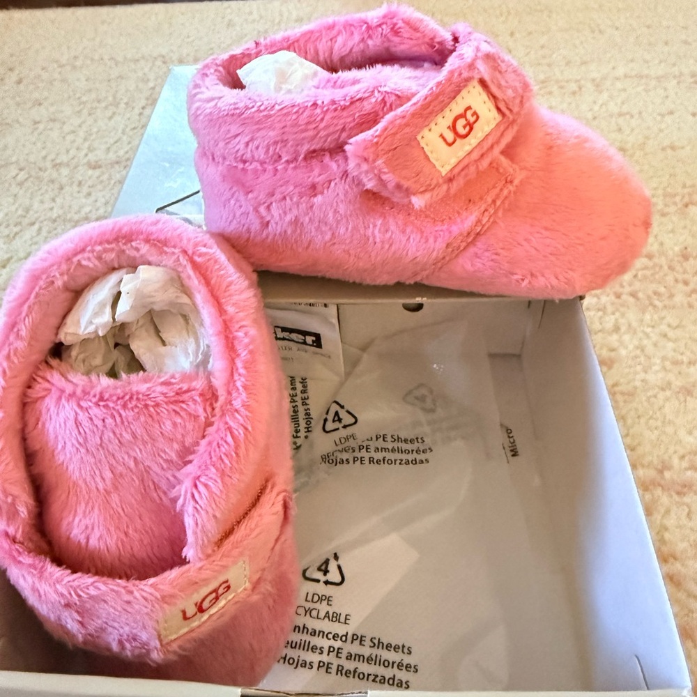 UGG Soft Pink Infant Booties - Picture 2 of 4